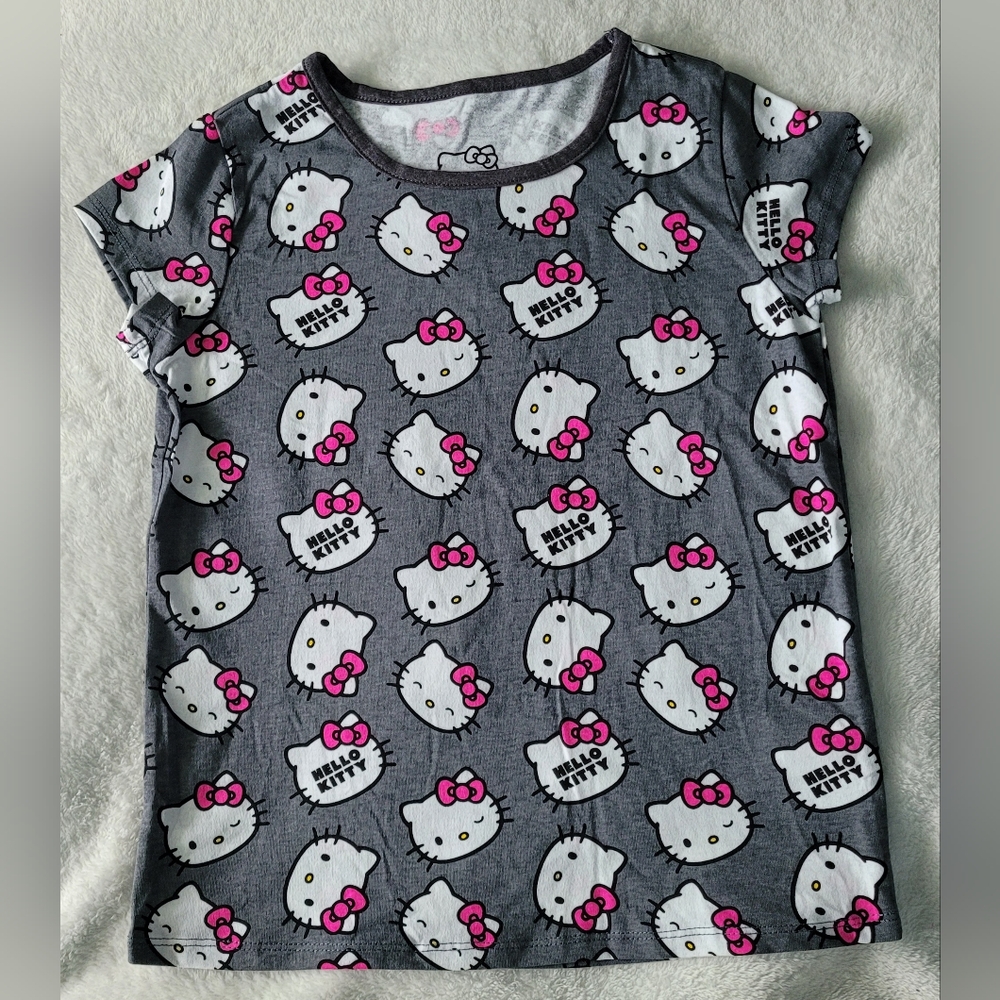 NWOT-Hello Kitty Gray and Pink Girls Sz 12 T-Shirt ..NWOT NEVER WORE.